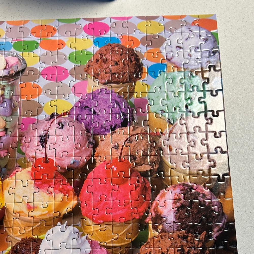 Kodak Vibrant Ice-cream Puzzle with Assorted Colors 27”x20” 1,000 pieces - Picture 5 of 13